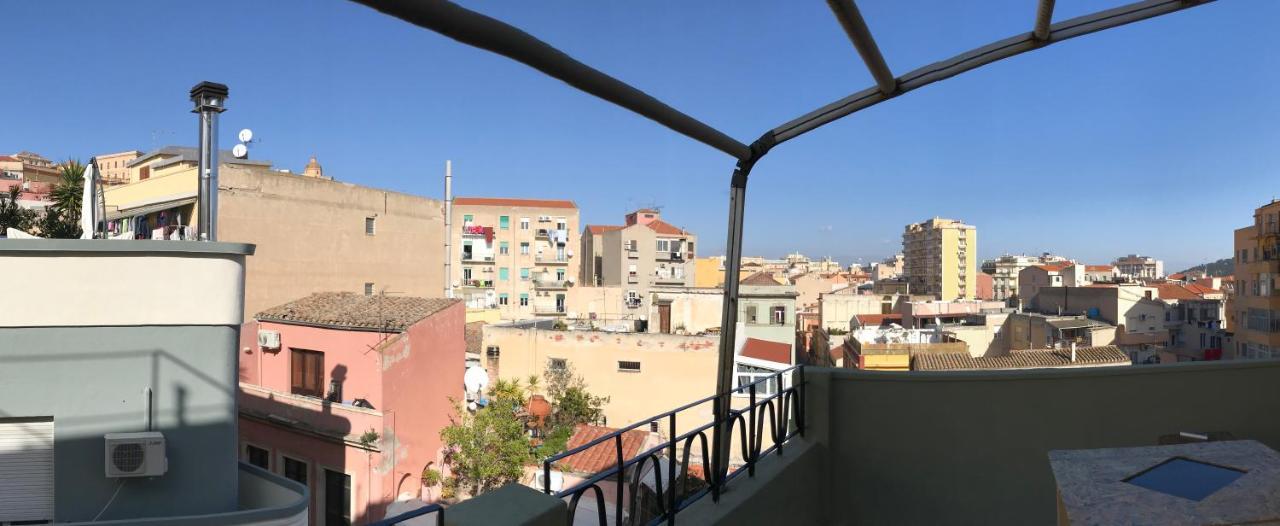 La Luna Appartamento Con Terrazza E Due Camere Cagliari Exteriér fotografie